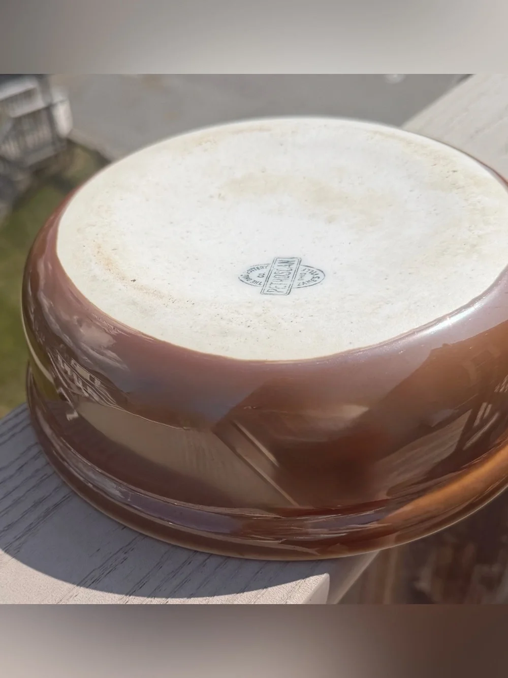 1922-23 Petroscan Ohio Pottery Co. Casserole/Lid, Iridescent Caramel Glaze 7.75”